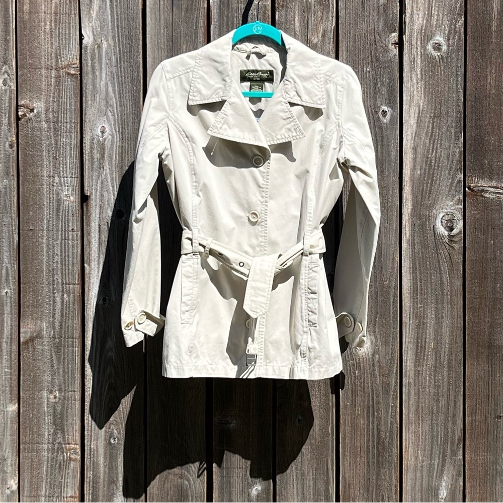 Eddie Bauer tan belted trench coat size small